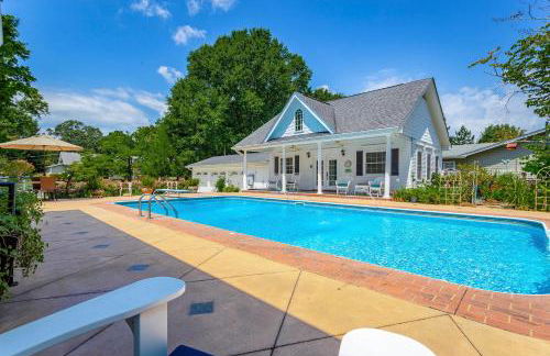 Heart of Historic Chickamauga! Chic Studio with Pool - Foto 3