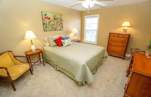 Ideal Location! Perfect for Graduations and Lowcountry Getaways! - Foto 22