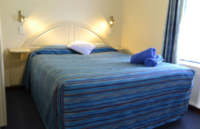 Dolphin Lodge - Photo 24