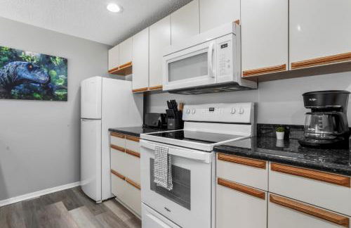 KING BED Well-Located Cozy Townhouse Retreat - Foto 9