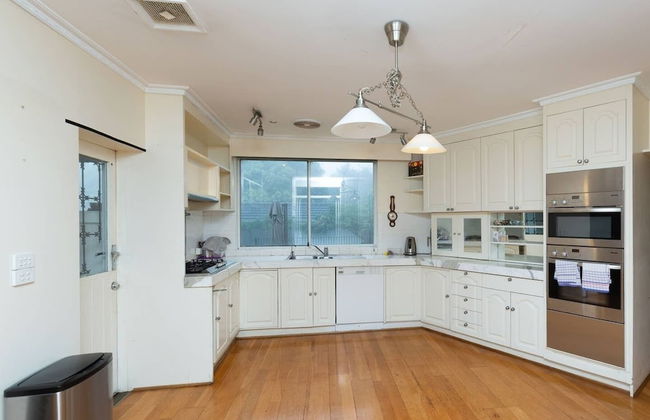 Classic 5 Beds Mt Dandenong Resort - Foto 15