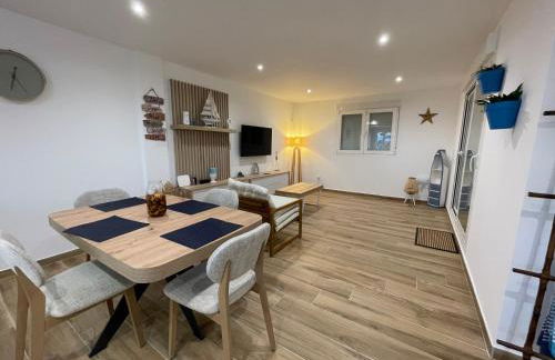 This spectacular 3-bedroom apart - Photo 12