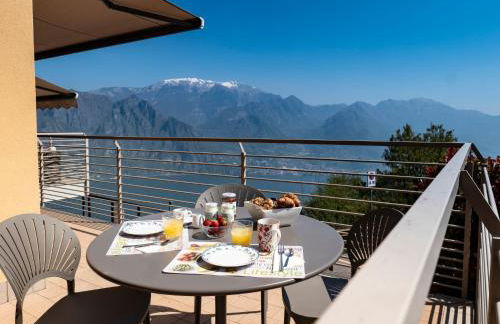 Apartment Lights on the Lake Zweizimmerwohnung mit Terrasse und Pool by Interhome - Photo 2