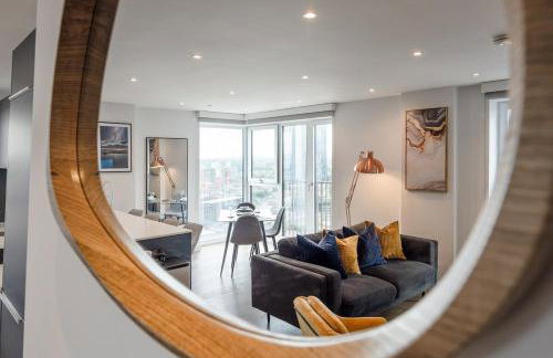 Stylish 2 BDR Apartment By Torr Property Group Short Lets & Serviced Accommodation With Free WiFi Central Manchester - Foto 37
