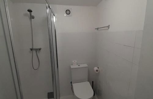 Chiado Carmo Sunny Lodge - Photo 20