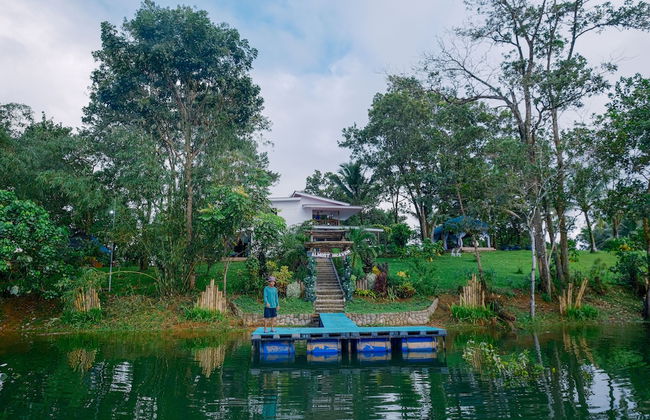 Almost Heaven Lake Resort by Cocotel - Photo 70