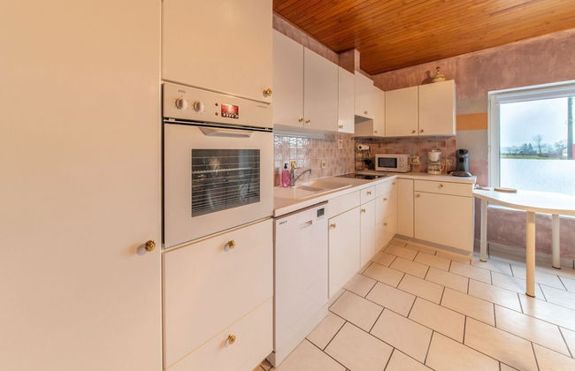 Sweet Home in Chiny With Garden - Photo 12