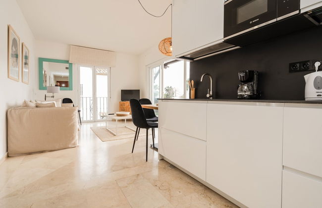 Cozy Garden Apartment by Sea - Foto 3