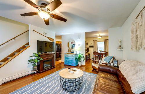 Walk to Owasco Lake Auburn Home with Hot Tub - Foto 7