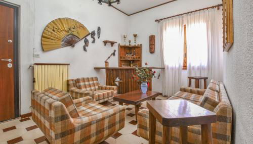 Awesome Home In Assoro With Wifi - Foto 2