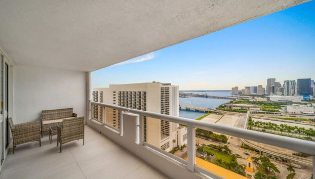 City Vibes Ocean View Next to Art Basel - Foto 4, Habitación