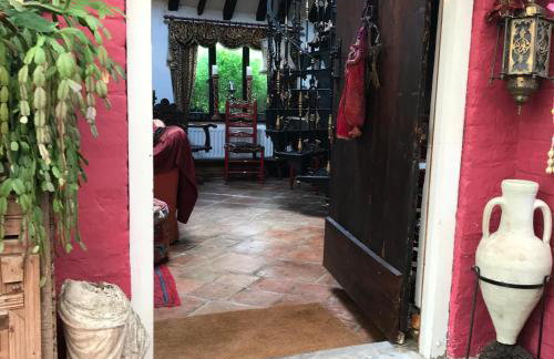 Priory House B&B And The Oriental Brewhouse Self Catering Accommodation - Foto 49