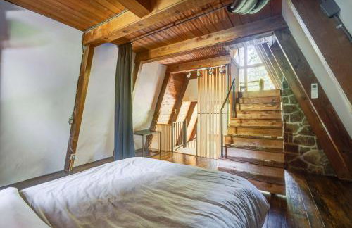 Modern A-Frame Cabin in the Woods - Foto 17