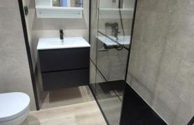 CASARES appart 2 ch dans parc tropical avec vue sur mer, montagne et piscine - Photo 38