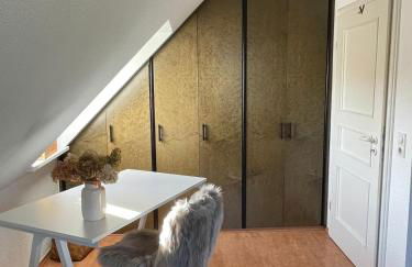 Twenge Retreat - Haus Nähe Stadt und Flughafen mit Garten, 3 Zimmer, TV, Küche, Bad und Netflix - Foto 26