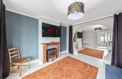 Lesley House 4 bed villa TV Internet Garden - Foto 32