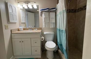 Lover's Key Beach Club by Check-In Vacation Rentals - Photo 51