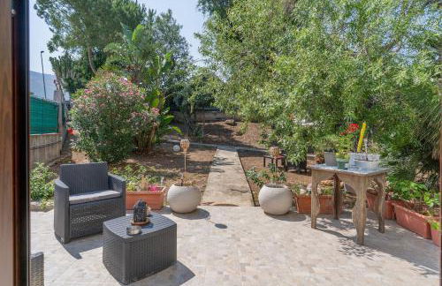 Villa a due passi dal mare "Cicogne Apartment" con BBQ e parcheggio gratuito a due passi dall'Aeroporto - Foto 46