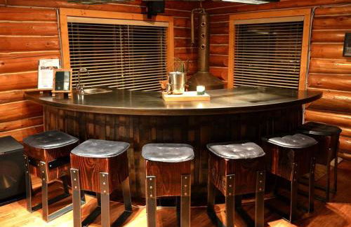 Superb Log Cabin Rental for Groups near Munising and Pictured Rocks National Lakeshore, Michigan - Foto 11