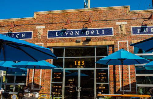 Luxe 4 bed 5 bath with Parking Walk to Capitol, Convention Center, museums and shops - Foto 32