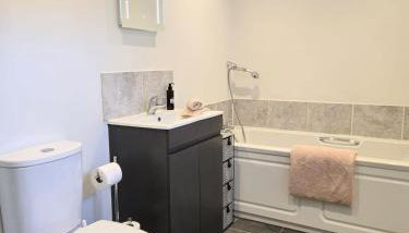 Family & Pet-Friendly house Log Burner & Garden - Foto 3