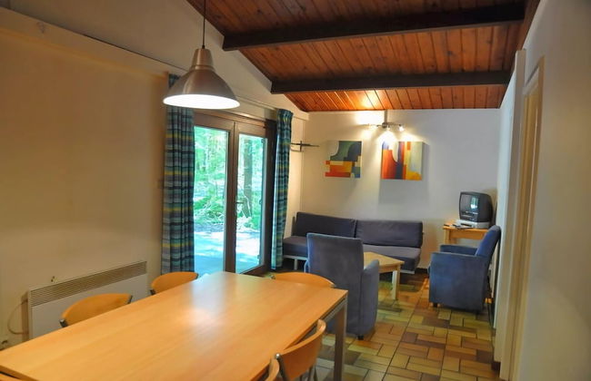 Cozy, Wooden Chalet With a Microwave, Located in a Forest - Foto 17