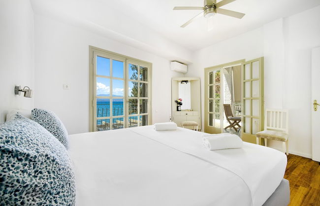 Salt Stone Beach Front Retreat by Estia - Foto 19