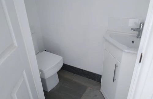 Staycation 3-bedroom home with panoramic views free off road parking - Foto 44