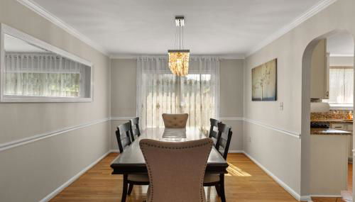 5 BedRooms Family retreat with GameRoom Near DC & Qunatico - Foto 3