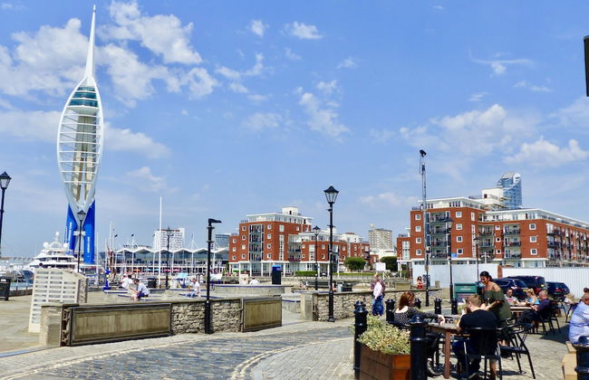 St Georges Balcony Suite - Photo 31