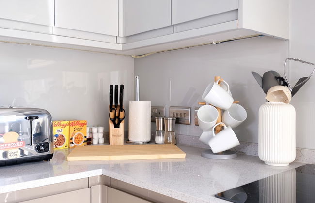 Town Center 2 bed Serviced Apartment 8 - Foto 15