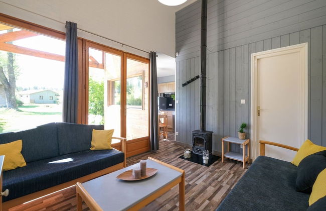 Comfortable Holiday Home With Private Terrace - Photo 7