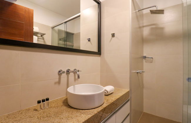 w Lush 2BR w AC Near Kennedy Park in Miraflores - Foto 23