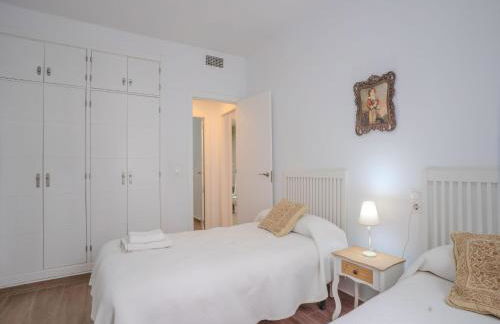 Apartment in Peñaflor with Charming Patio - Foto 33