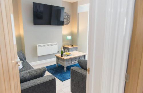 LYNNTON HOUSE Stunning 6 bed Town Centre House ALL with En-Suites Prime Location Tamworth - Foto 41