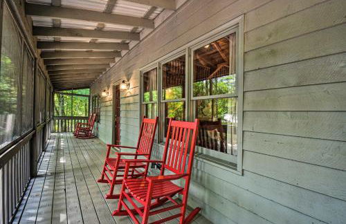 Big Canoe Mountain Resort Cabin with Pool Access! - Foto 16