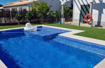 Villa Pretty Stunning House with Garden and Private Swimming Pool - Foto 34