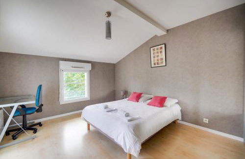 Nice apartment Mérignac with terrace and parking - Foto 11