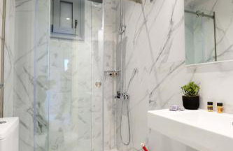 Momento Luxury Apartments walking distance from the beach - Photo 68