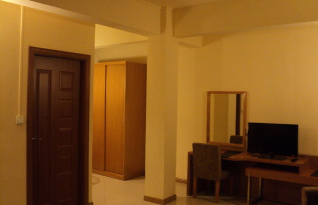 Monalysa St Honoré Apartment & Studio - Photo 8