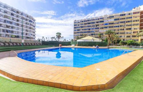 Apartamento con piscina y aire acondicionado - Foto 1