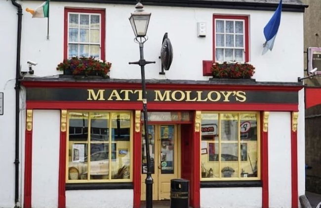 Immaculate 3-bed House With Private Secure Garden - Foto 41