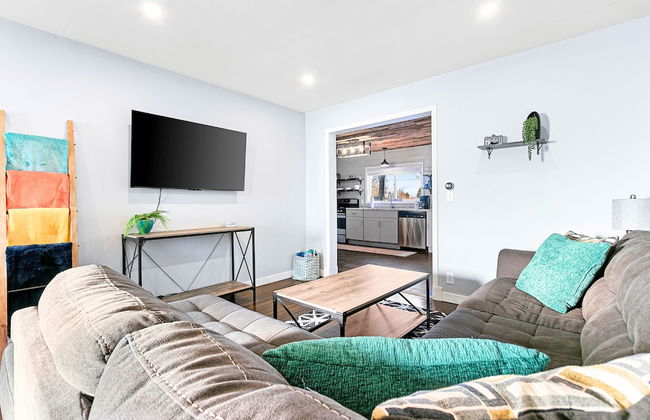 The Waterfront - Waterslide Game Room Sleeps 26 - Foto 45