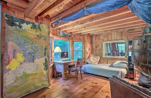 Berkshire Riverfront Ski Cabin Close to Hiking! - Foto 15