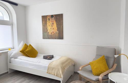 Möbliertes Apartment in Herne-Mitte mit Parkplatz, Arbeitsplatz, WLAN- Super Anbindung an Autobahnen und ÖPNV -Für 1bis 3 Personen - Foto 4