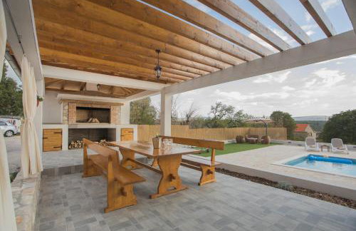 Villa Vuki - Photo 32