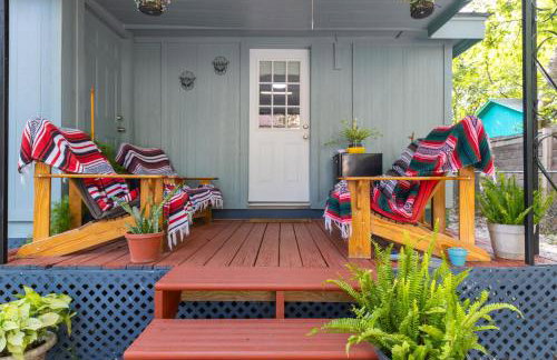 Side-by-Side Houses in Downtown Walk to Lake, Activities & Dining - Foto 34