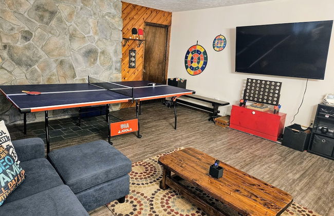 Mountain Must-have by Avantstay Indoor Hot Tub Game Room Fire Pit - Photo 19