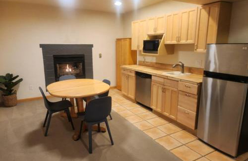 Cozy Home with Sauna 5 bedrooms 3 bathrooms Sleeps 12 - Foto 33