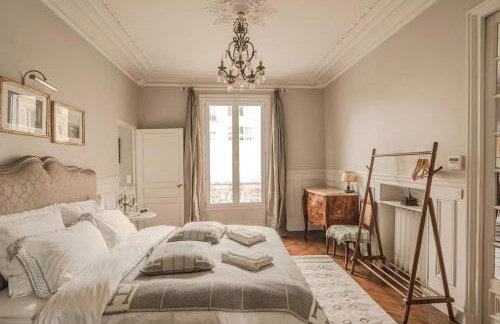 AC 3bds Apt with arc de triomphe view & terrace - Photo 26